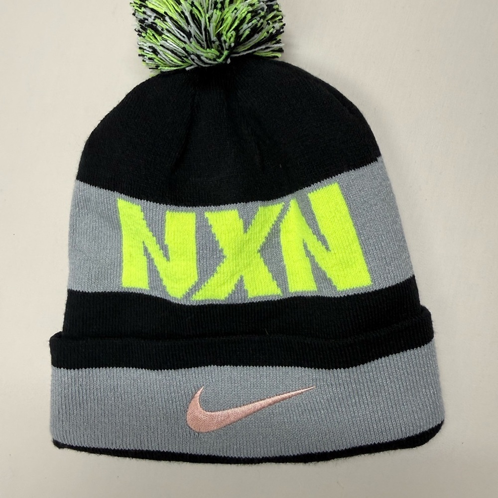 Nike NXN cross country national Pom beanie